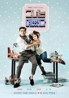 《她很漂亮》